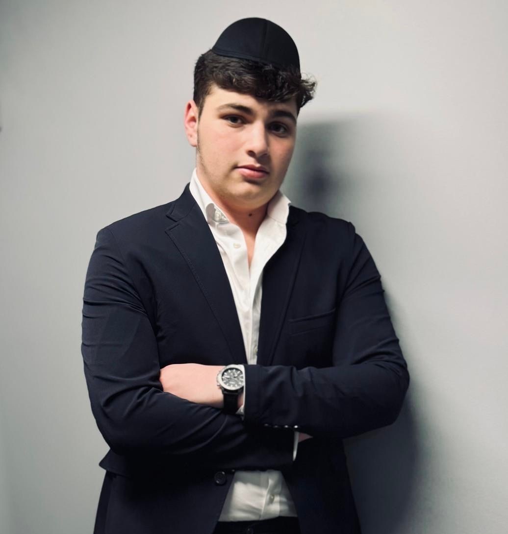 Client Relations Manager. Naftali Wohlgemuth